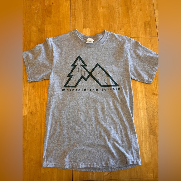 Sportsman Warehouse TShirt - Picture 1 of 7